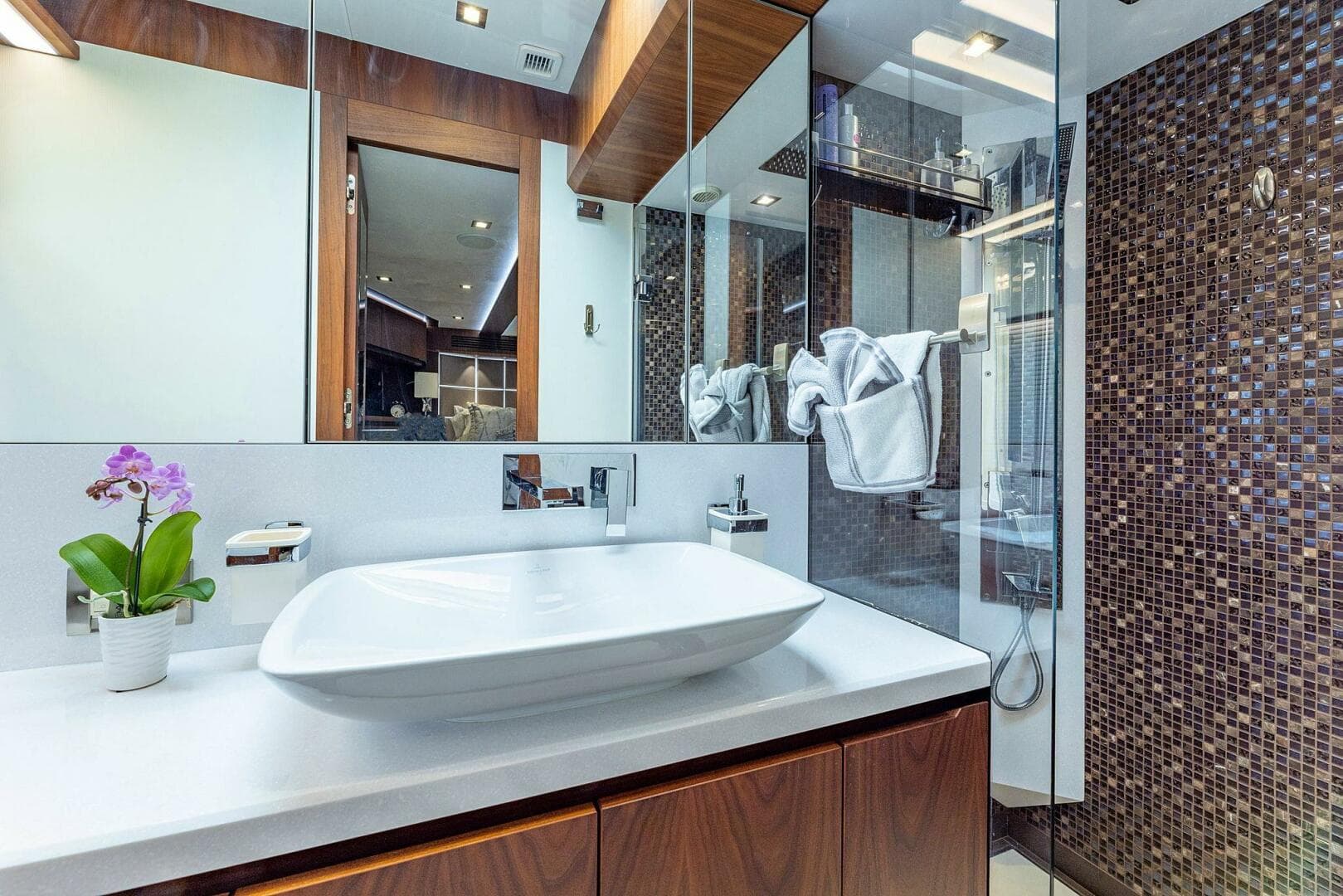 2019 Galeon 640 Fly — photo 22