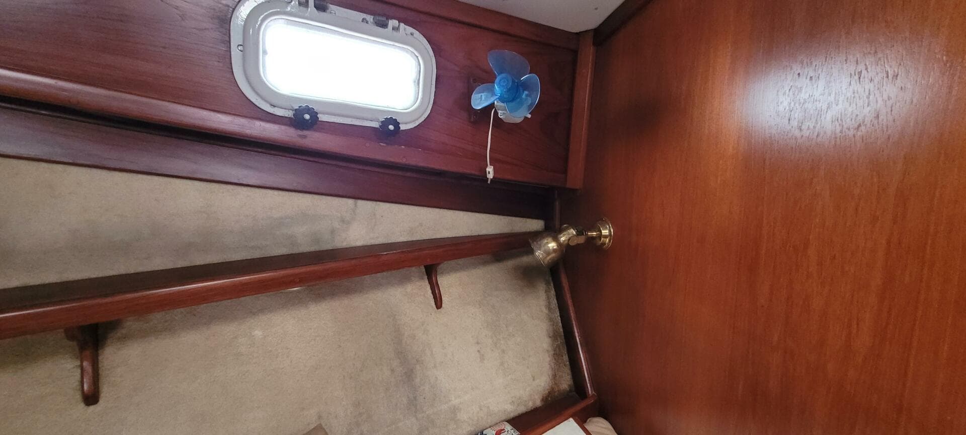 1985 Duffy Flybridge Cruiser — photo 13