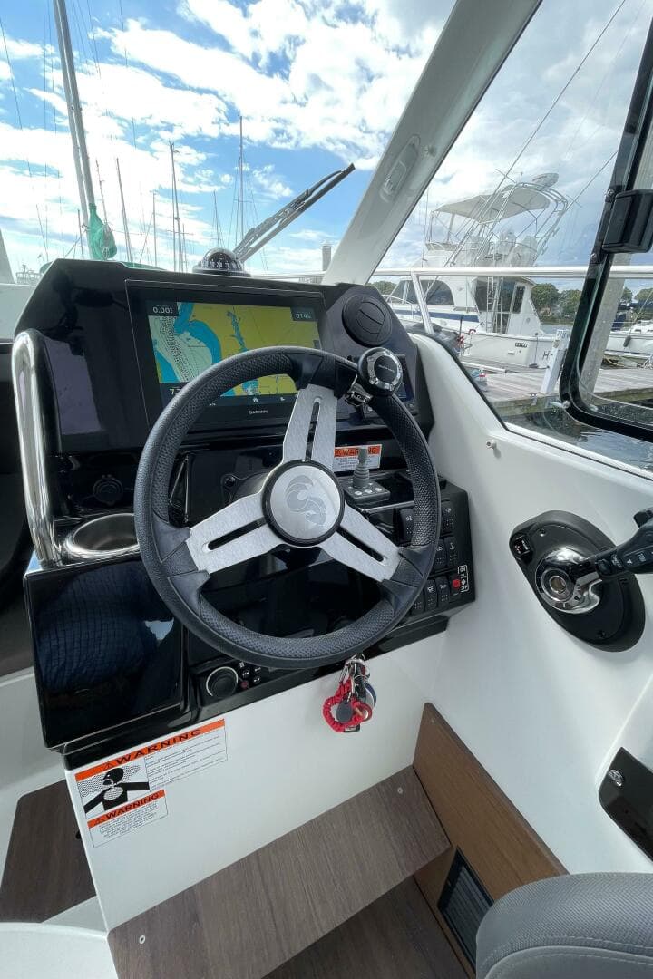 2023 Beneteau Antares 8 — photo 4