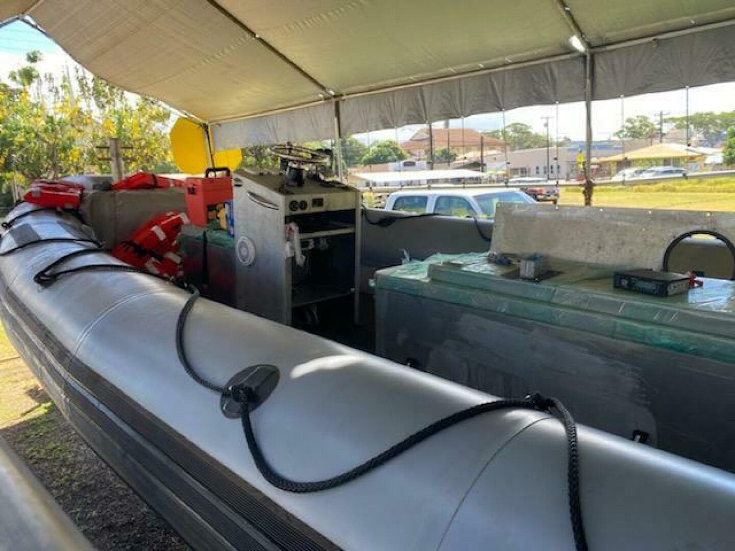 2001 Zodiac Milpro 920 — photo 2