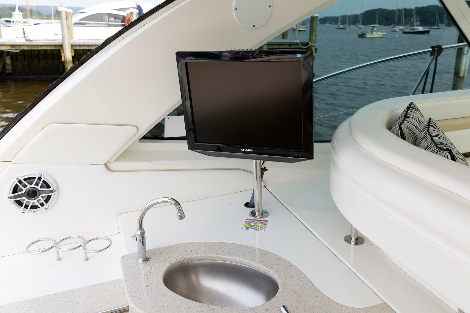 2008 Sea Ray 480 Sundancer — photo 6