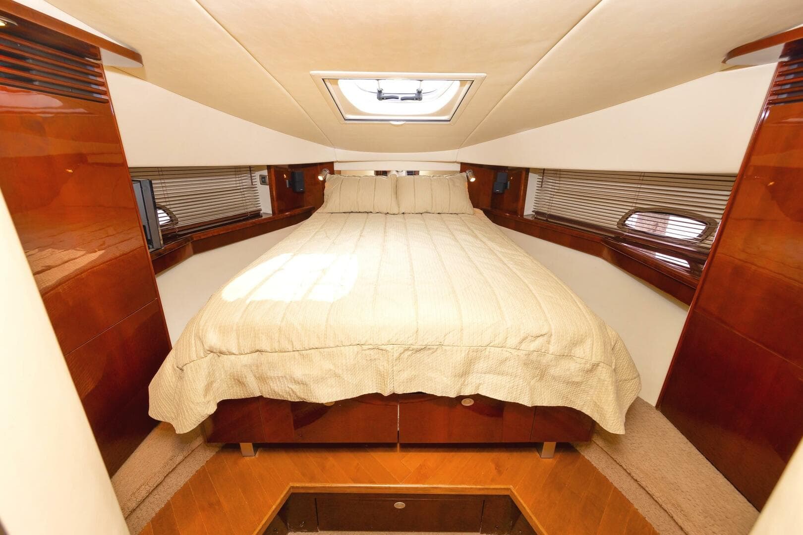 2008 Sea Ray 480 Sundancer — photo 28