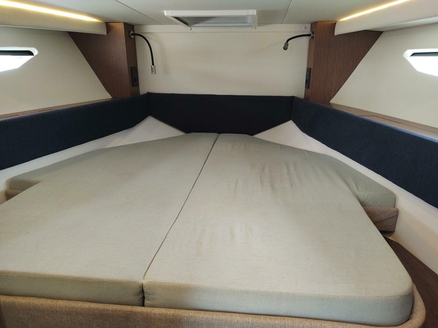 2022 Beneteau Gran Turismo 36 — photo 43
