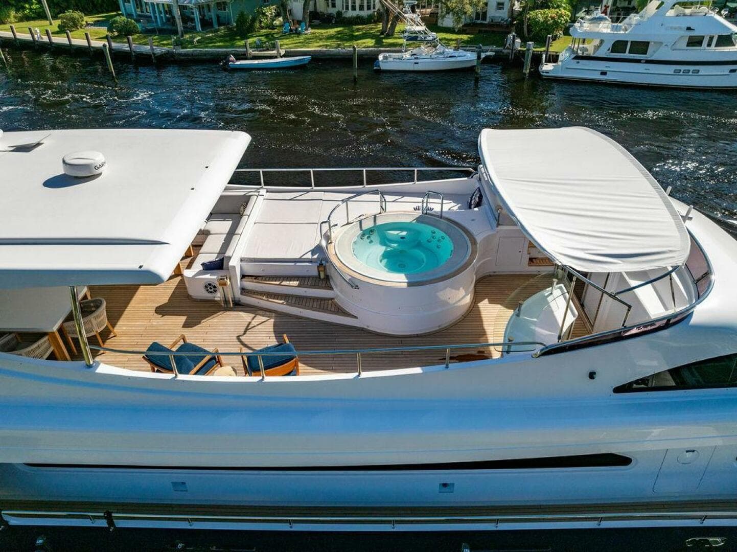 2011 Mengi Yay 115 — photo 12