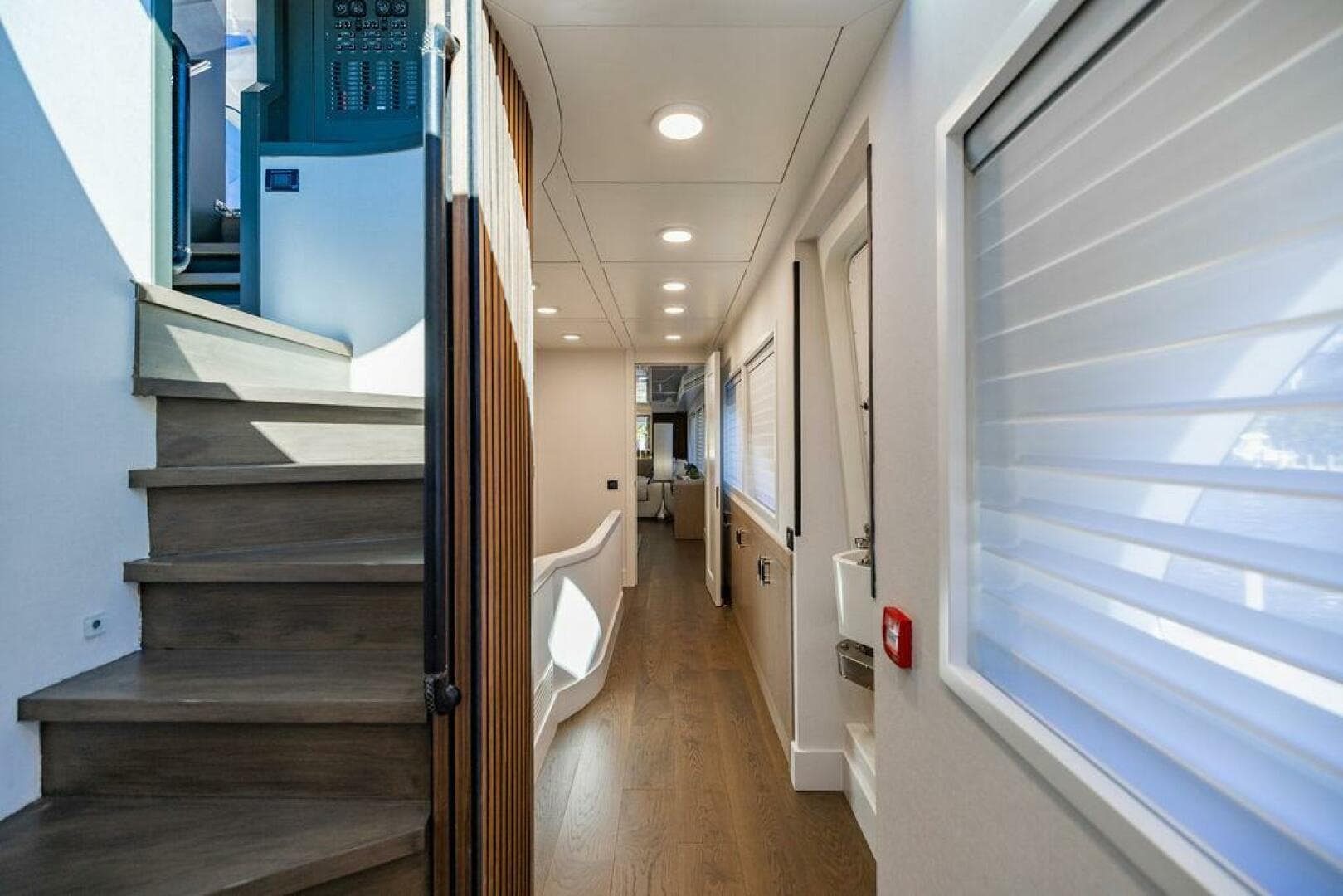 2011 Mengi Yay 115 — photo 67