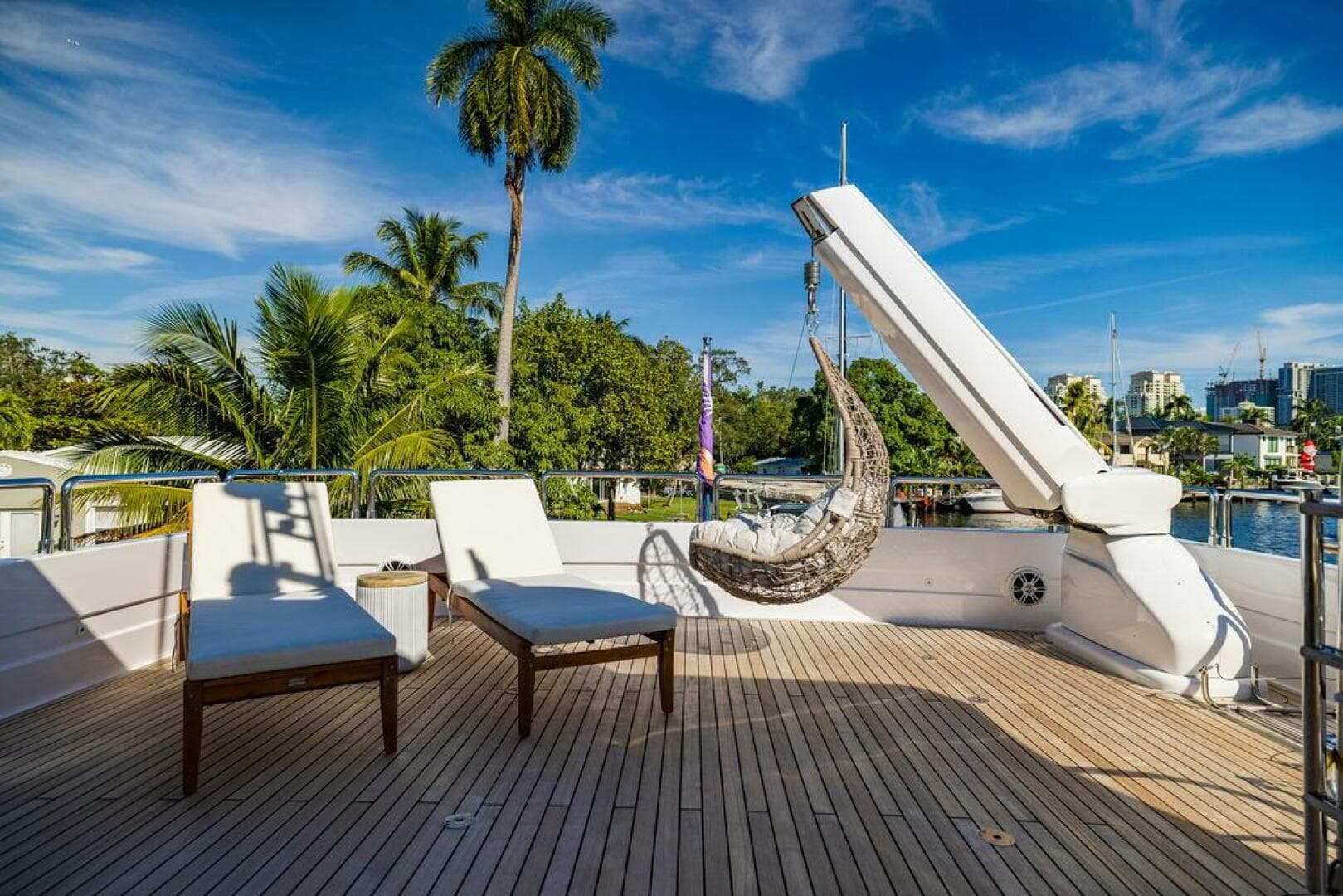 2011 Mengi Yay 115 — photo 23