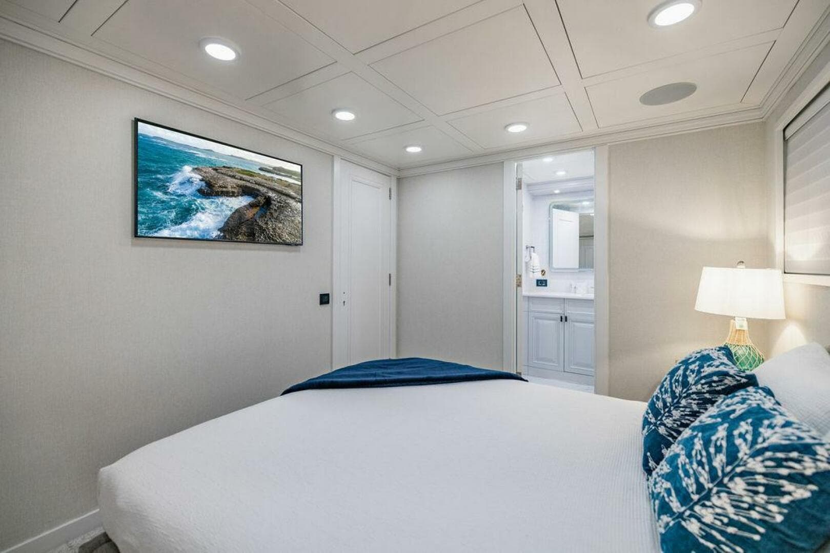 2011 Mengi Yay 115 — photo 61