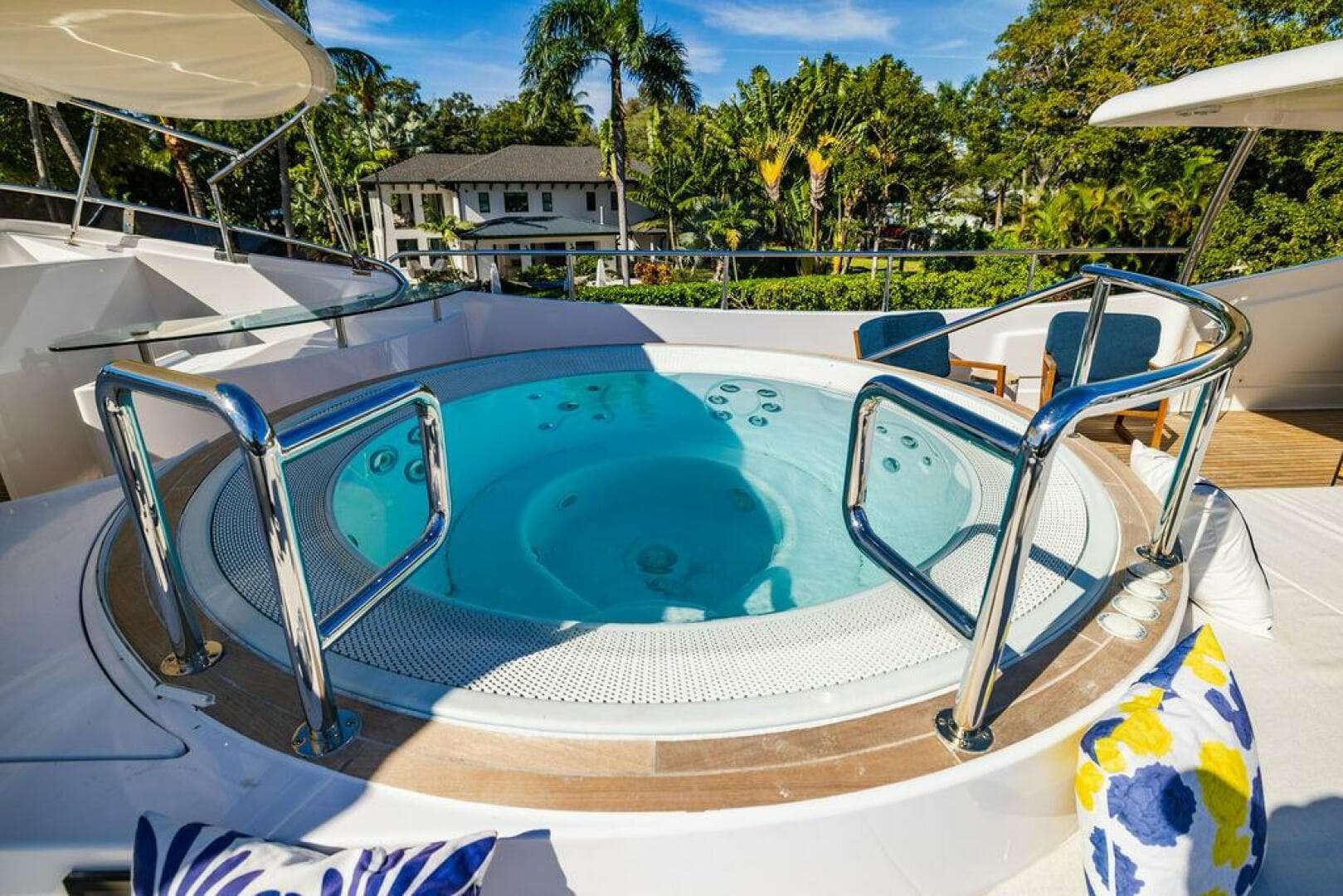 2011 Mengi Yay 115 — photo 29