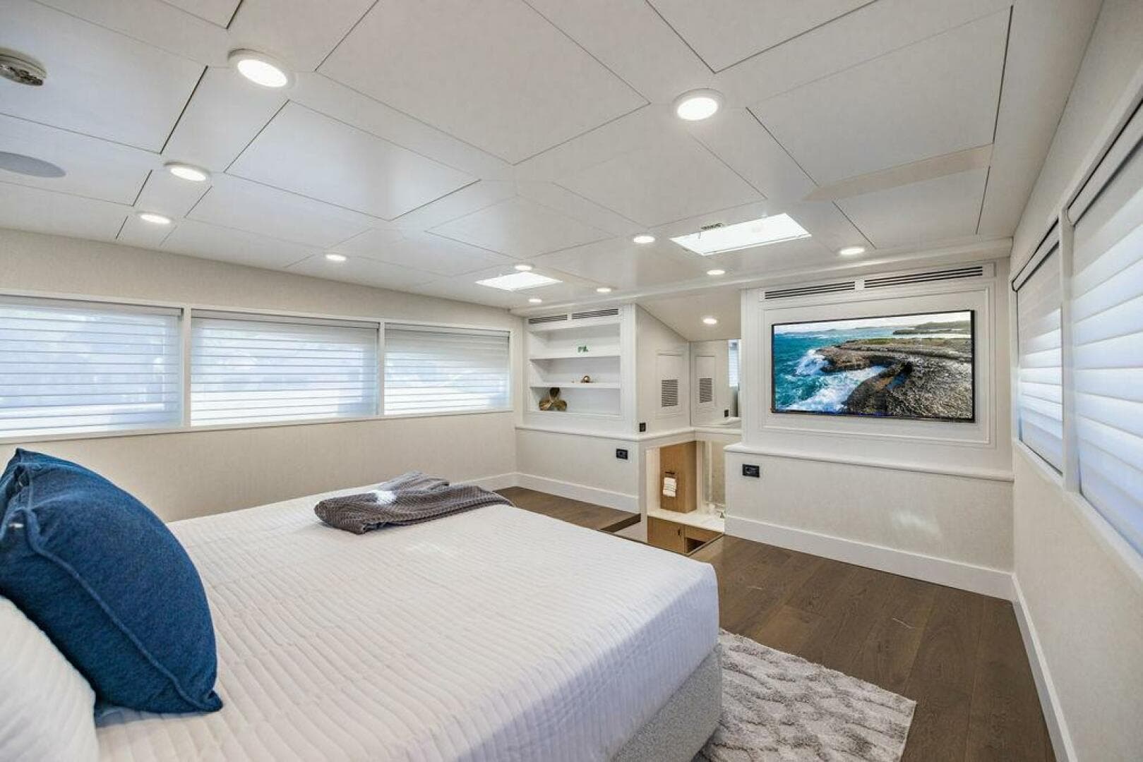 2011 Mengi Yay 115 — photo 44