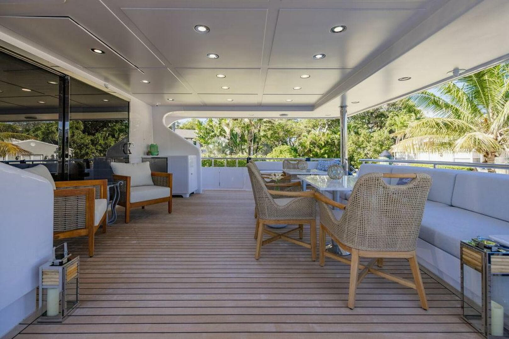 2011 Mengi Yay 115 — photo 16