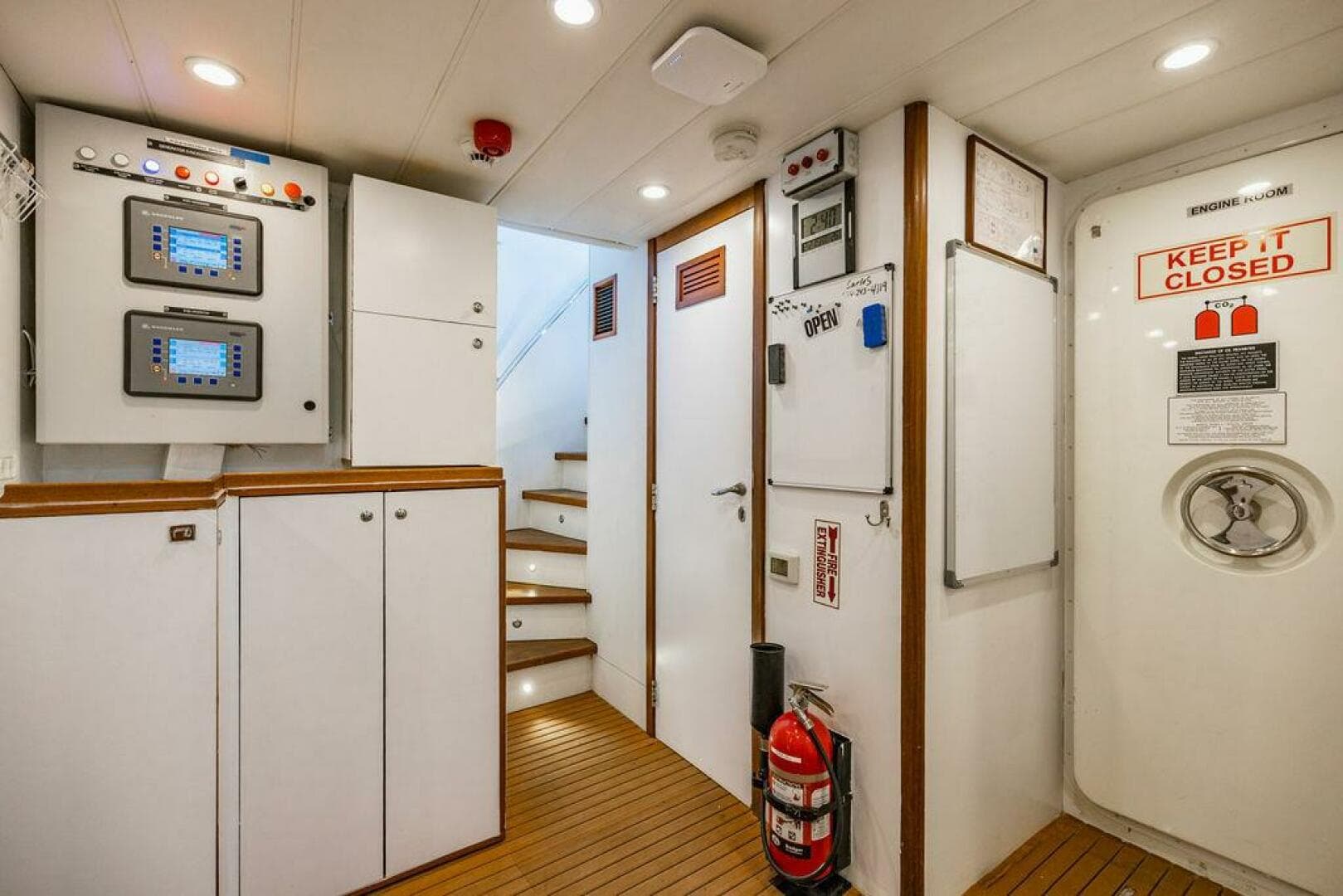 2011 Mengi Yay 115 — photo 71