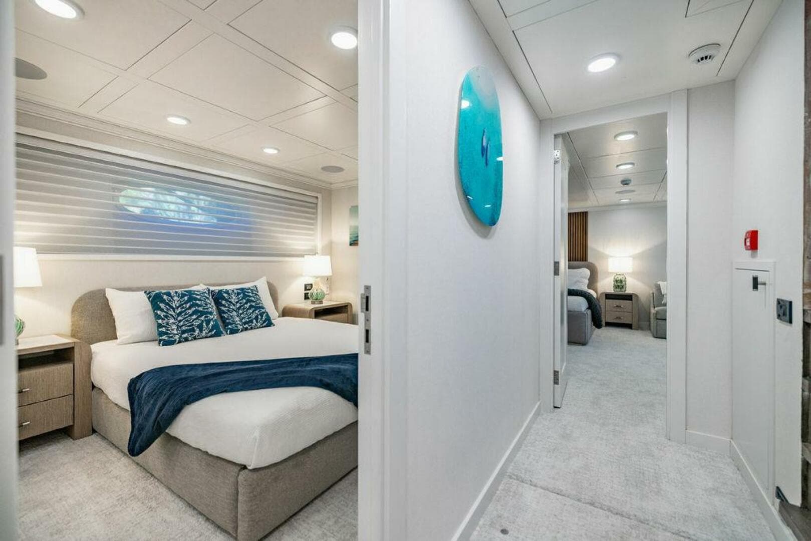 2011 Mengi Yay 115 — photo 59