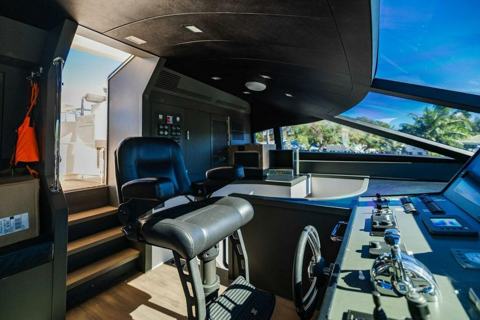 2011 Mengi Yay 115 — photo 68