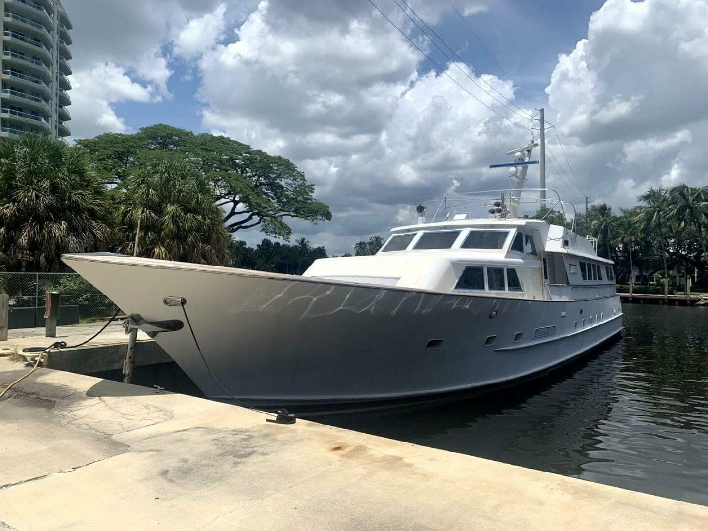 1984 Broward 100 — photo 1