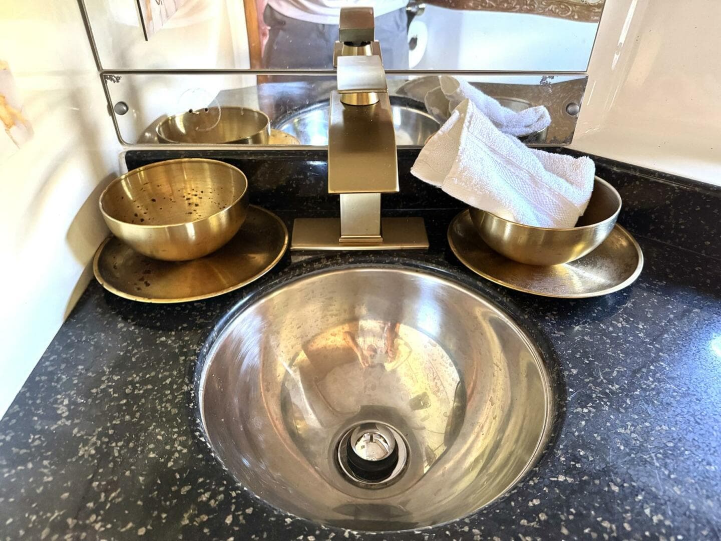 2001 Carver 40 Flybridge — photo 26