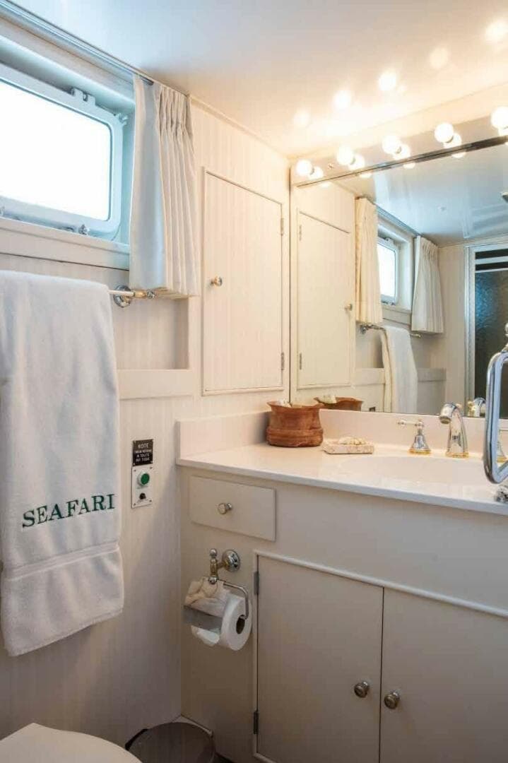 1975 Burger Raised Pilothouse Cpmy — photo 5