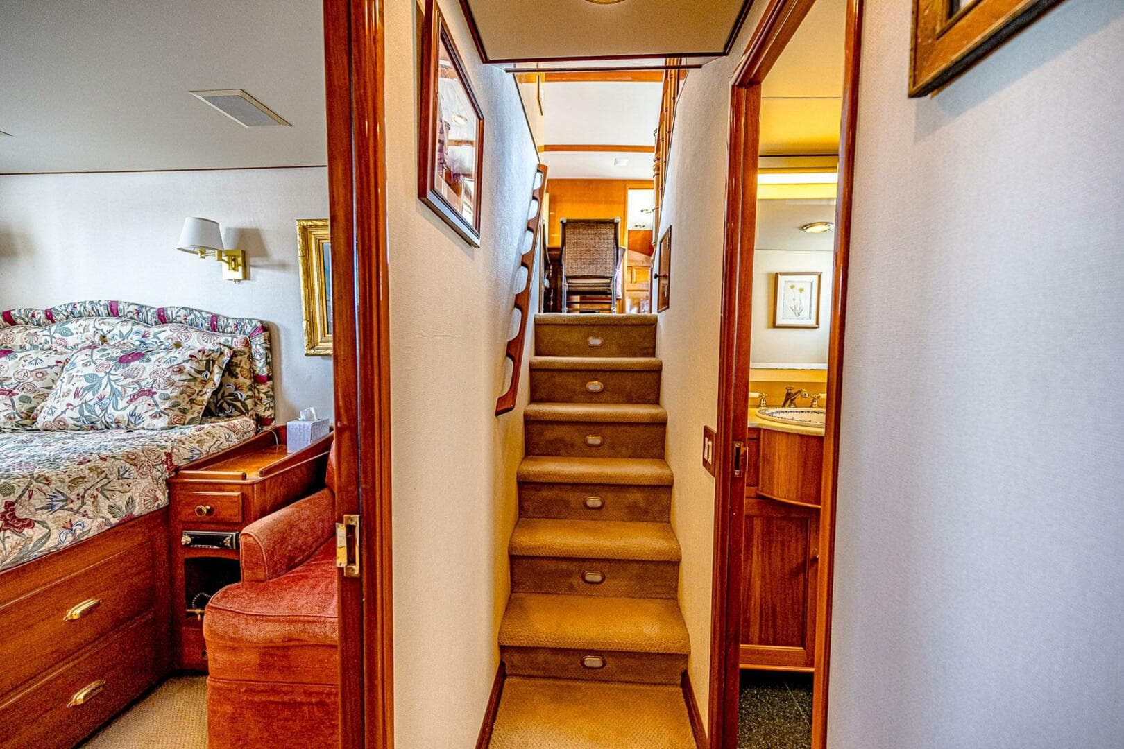 1984 Burger 91 — photo 38