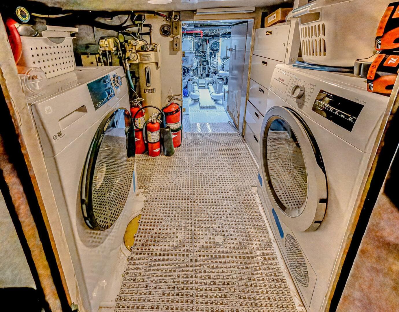 1984 Burger 91 — photo 61