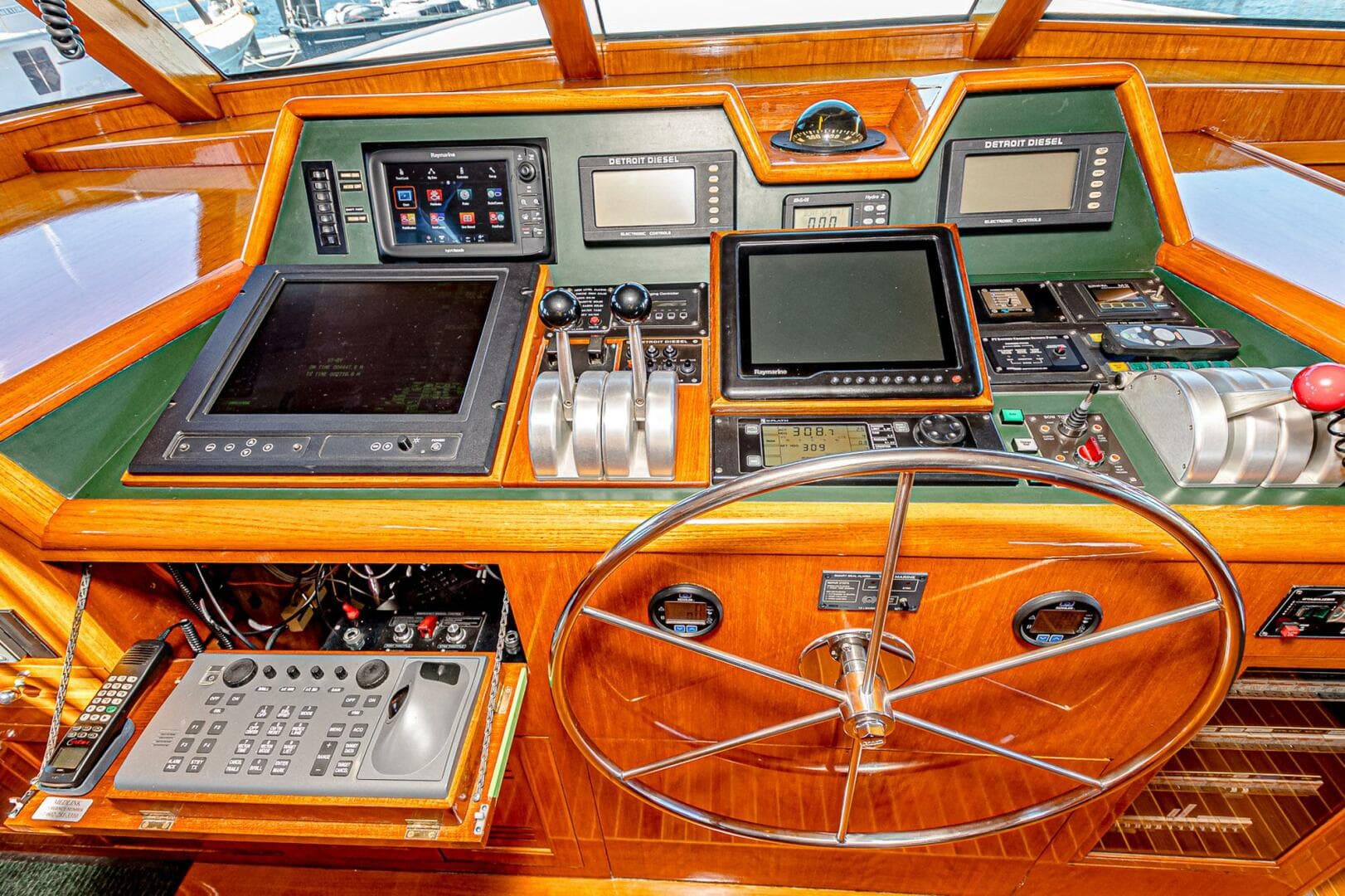 1984 Burger 91 — photo 17