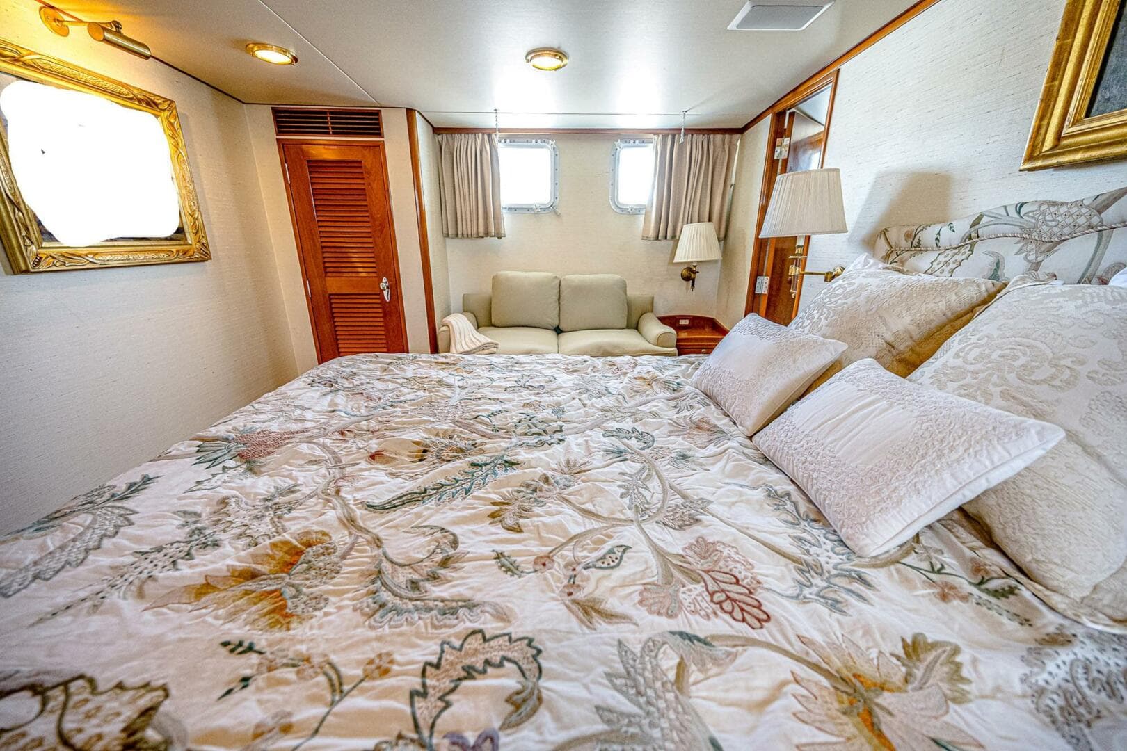 1984 Burger 91 — photo 30