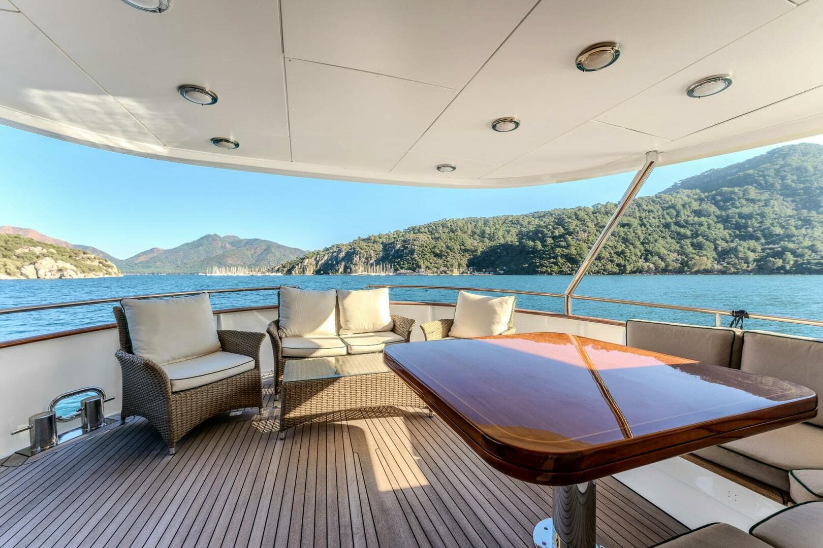 1993 Hakvoort — photo 3