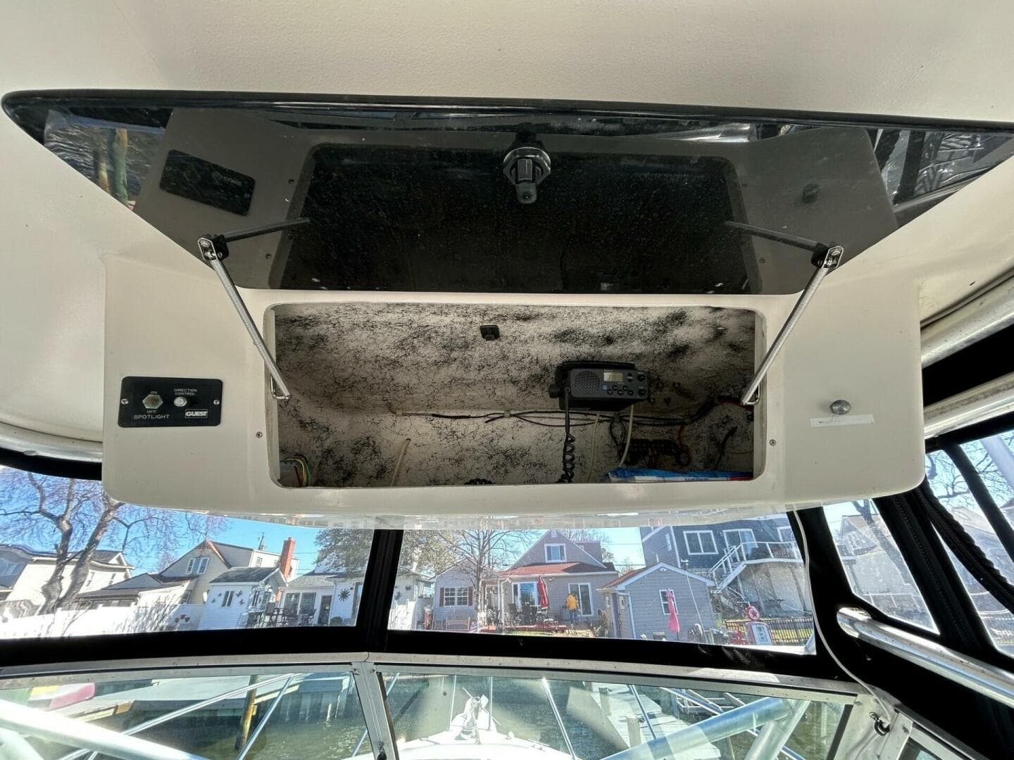 1997 Pro-Line 2810 Walkaround — photo 16