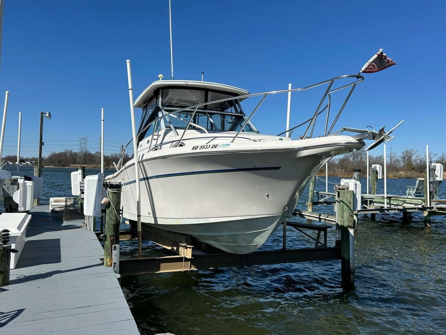 1997 Pro-Line 2810 Walkaround — photo 1