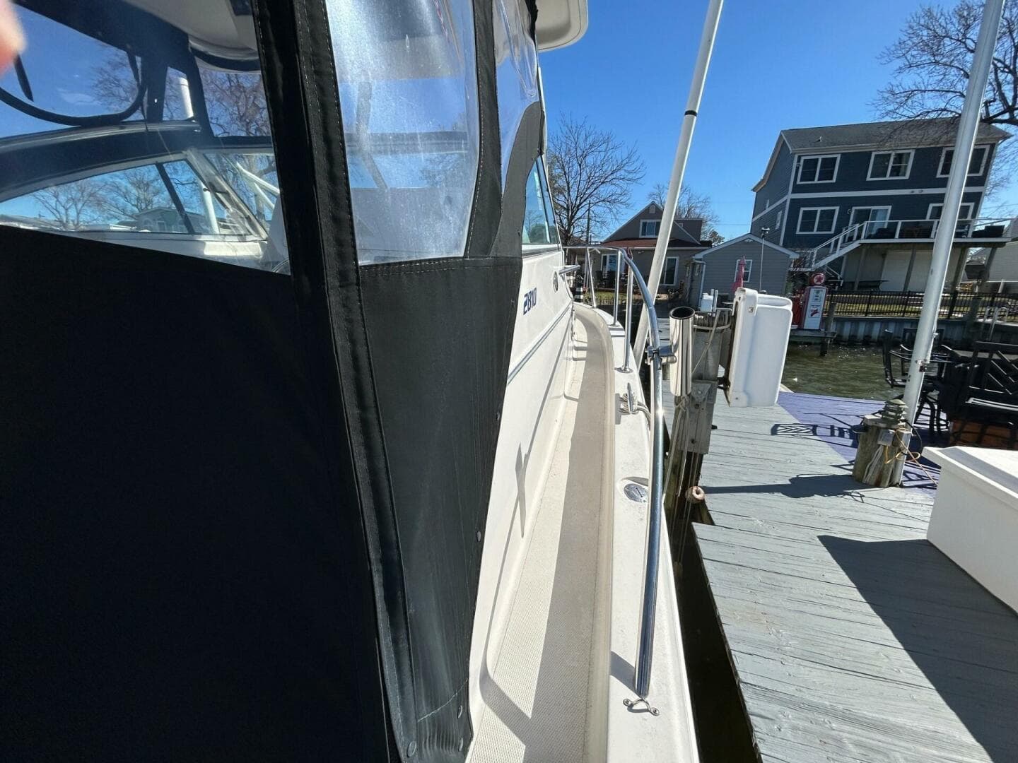 1997 Pro-Line 2810 Walkaround — photo 12