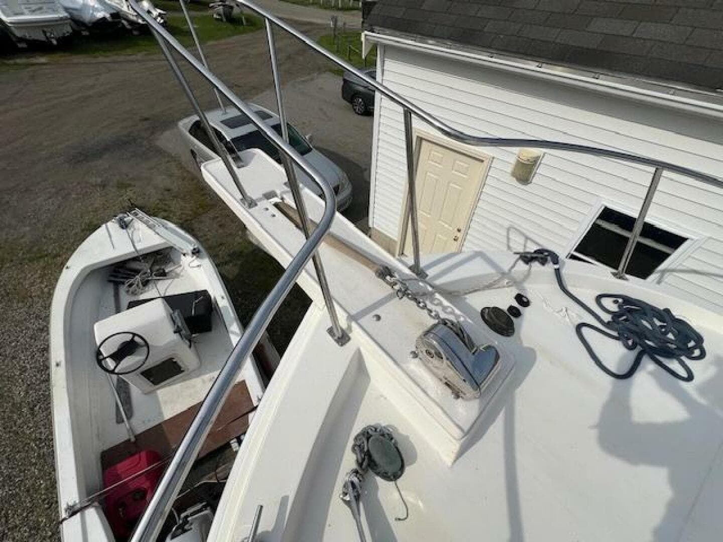 1989 Blue Seas Flybridge Cruiser — photo 19