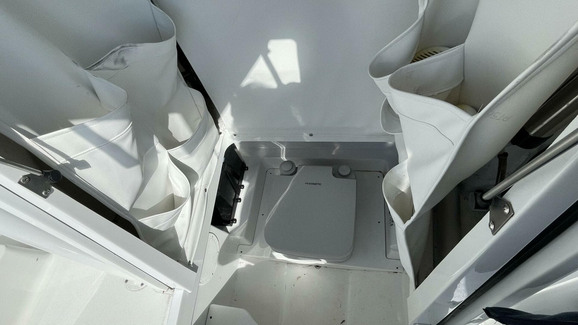 2022 Wellcraft 222 Fisherman — photo 4