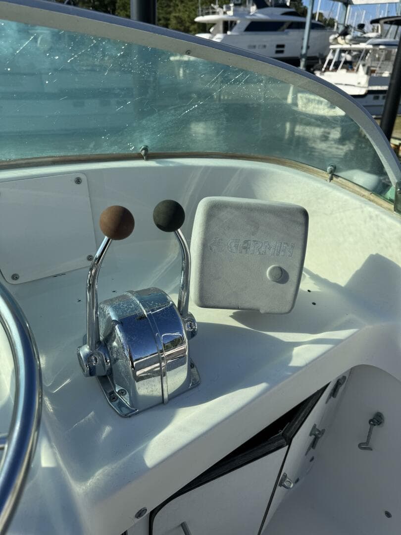 1977 Bertram 31 — photo 28