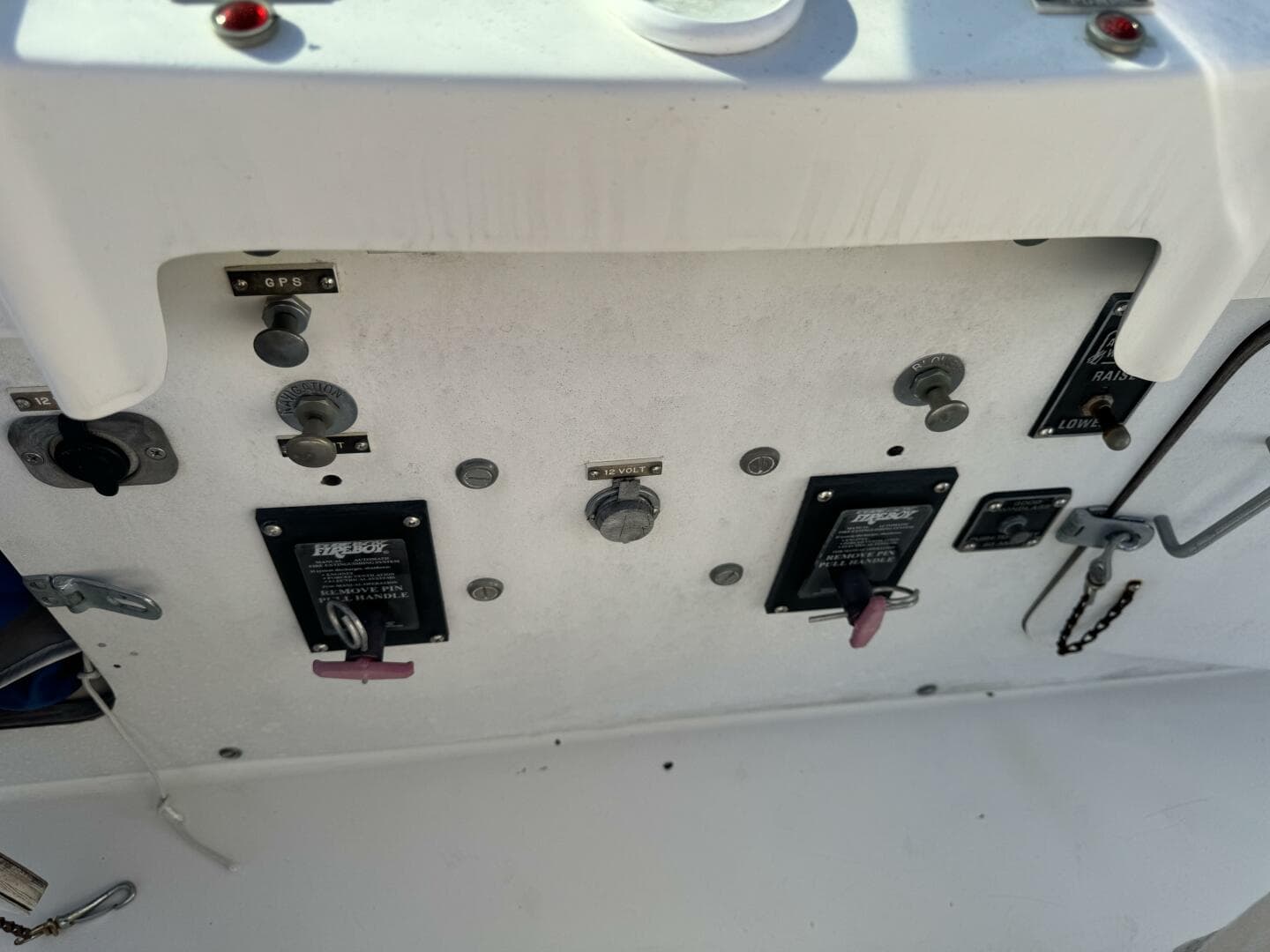 1977 Bertram 31 — photo 26