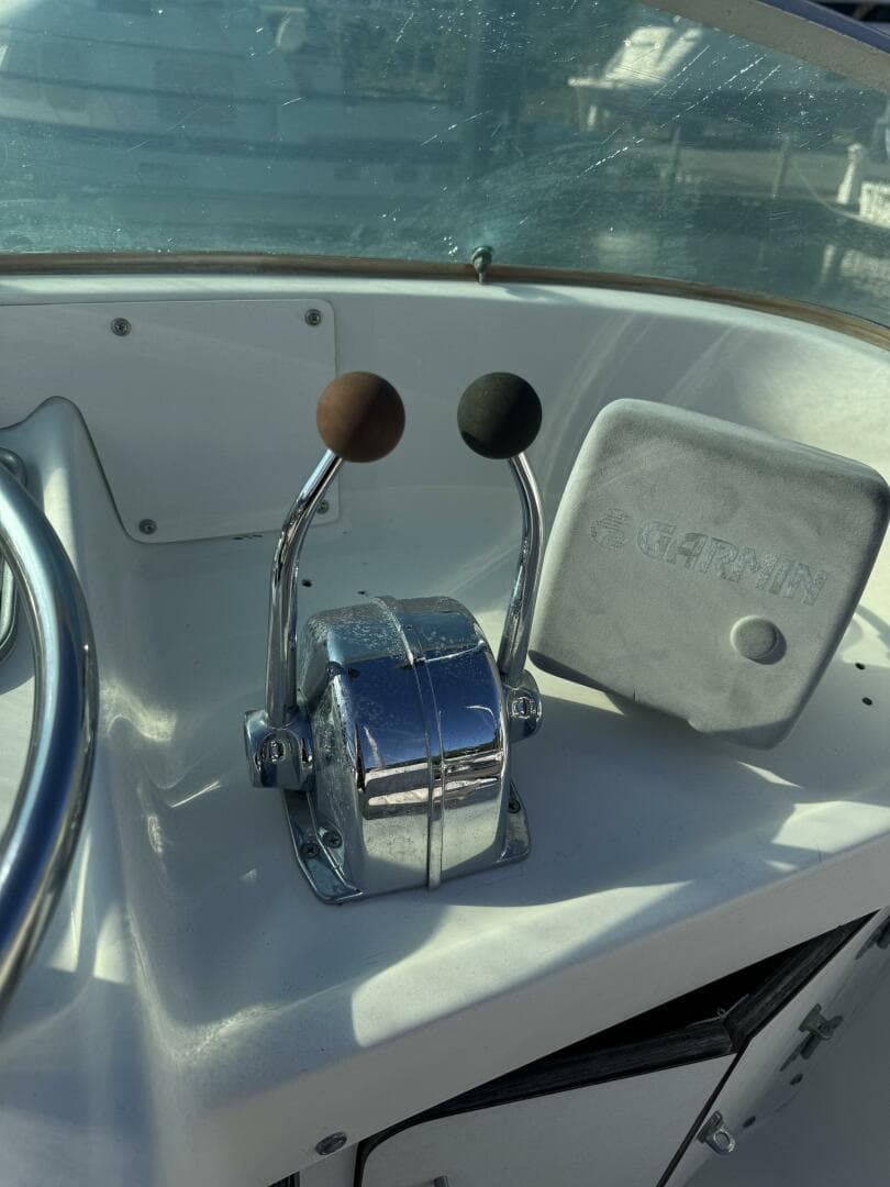 1977 Bertram 31 — photo 27