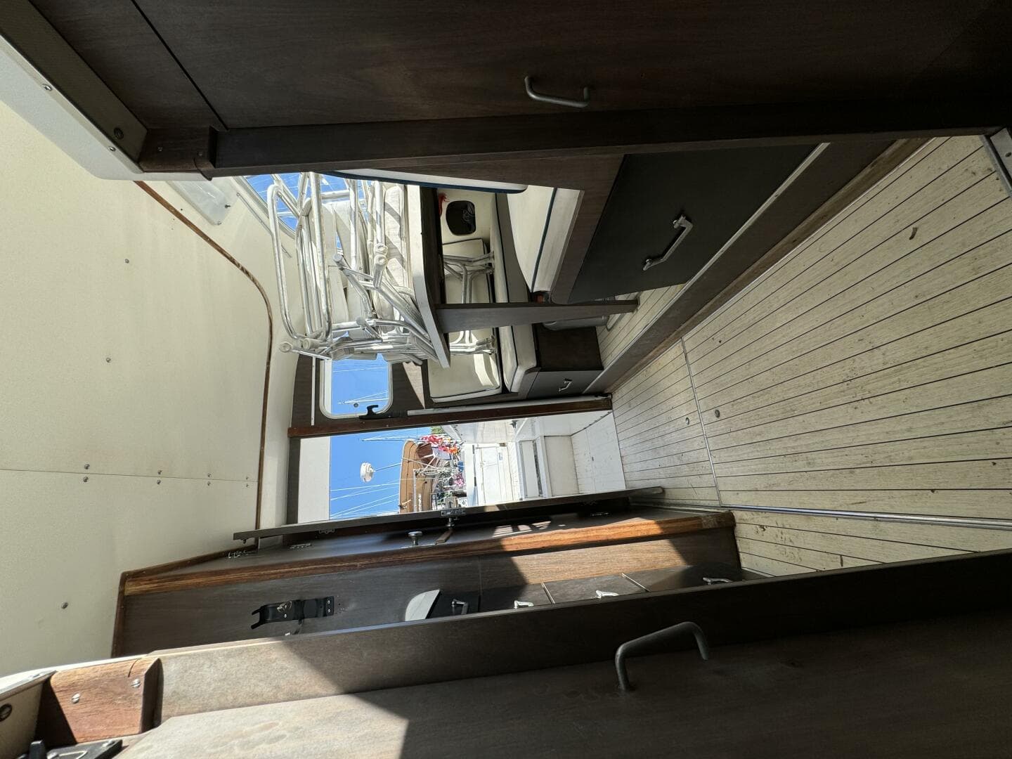 1977 Bertram 31 — photo 10