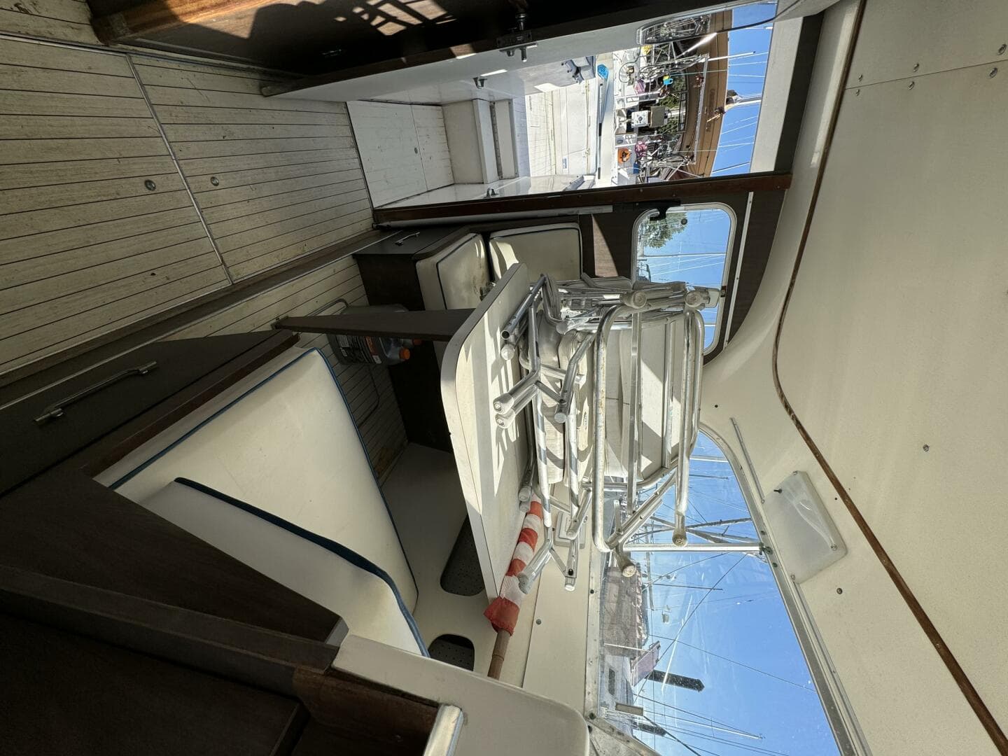 1977 Bertram 31 — photo 8