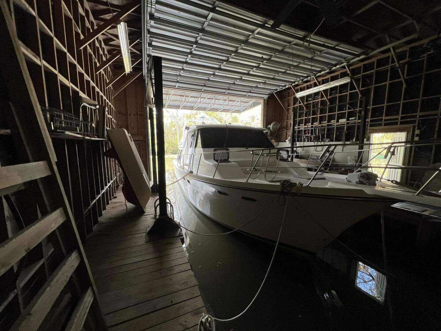 2000 Bayliner 4788 — photo 46