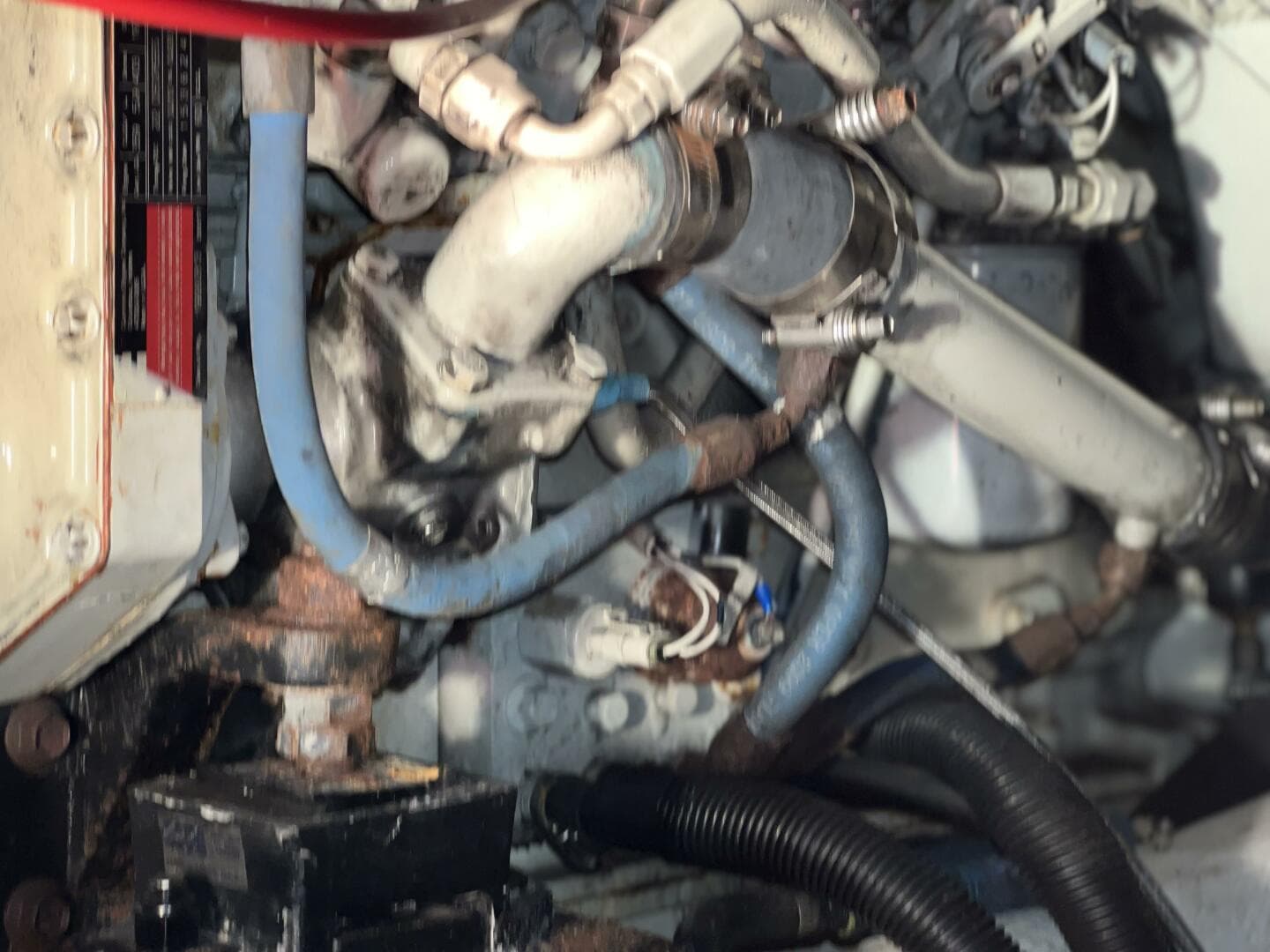 2000 Bayliner 4788 — photo 32