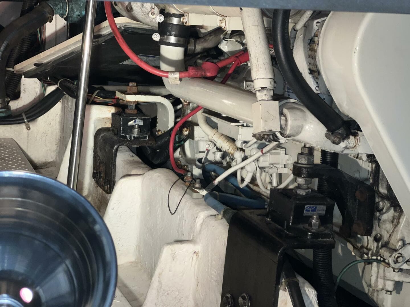 2000 Bayliner 4788 — photo 36