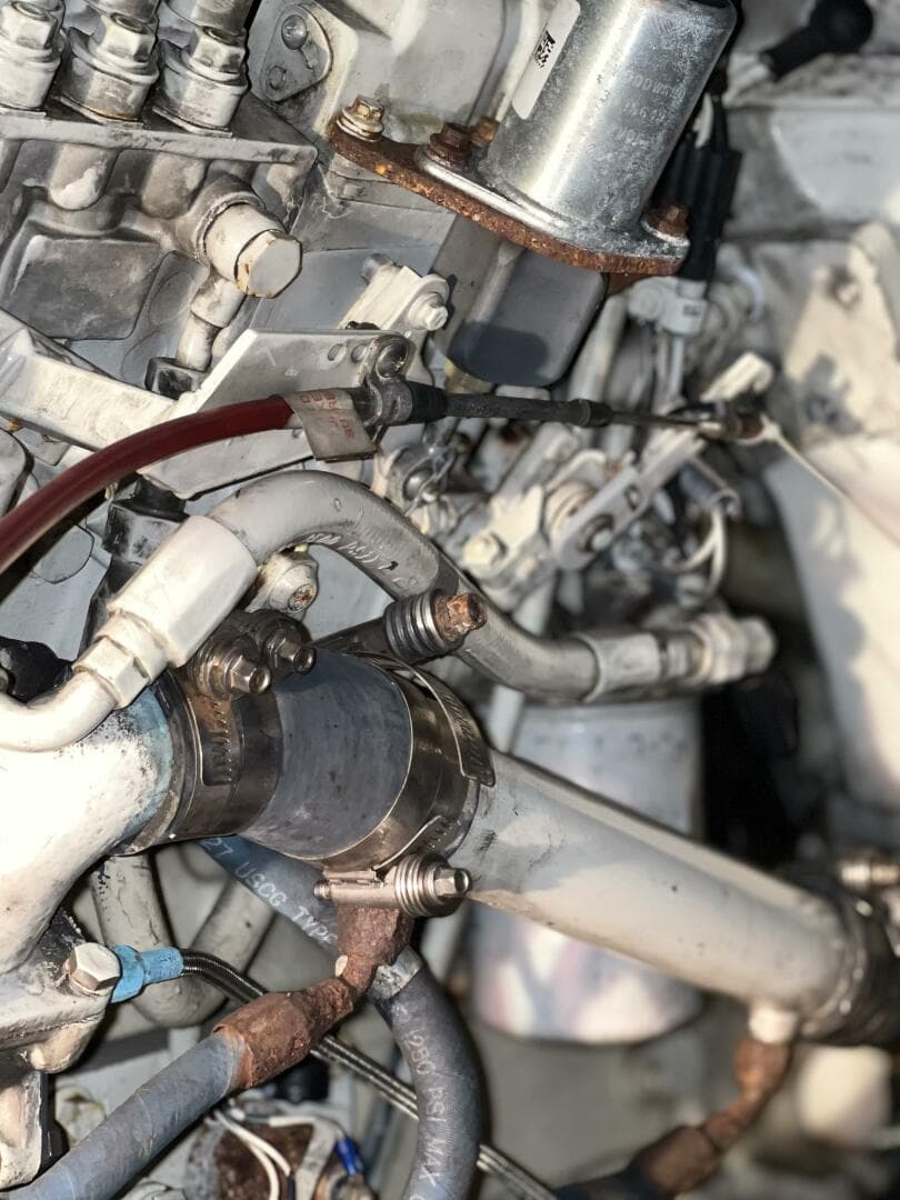 2000 Bayliner 4788 — photo 37