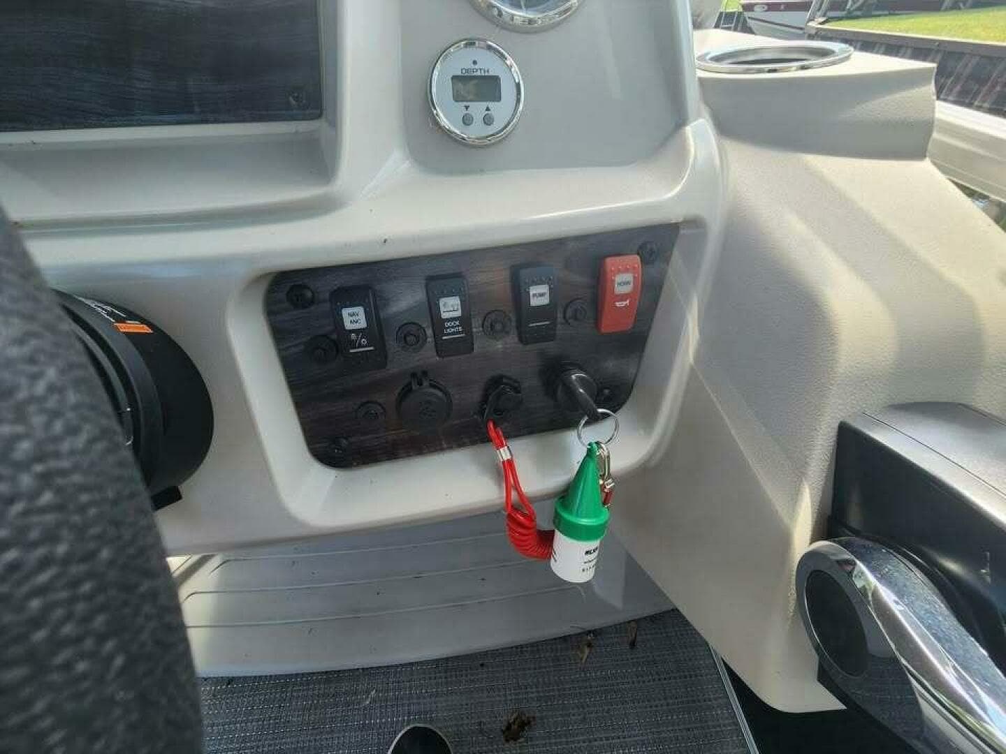 2023 Sunchaser Vista 16 — photo 8