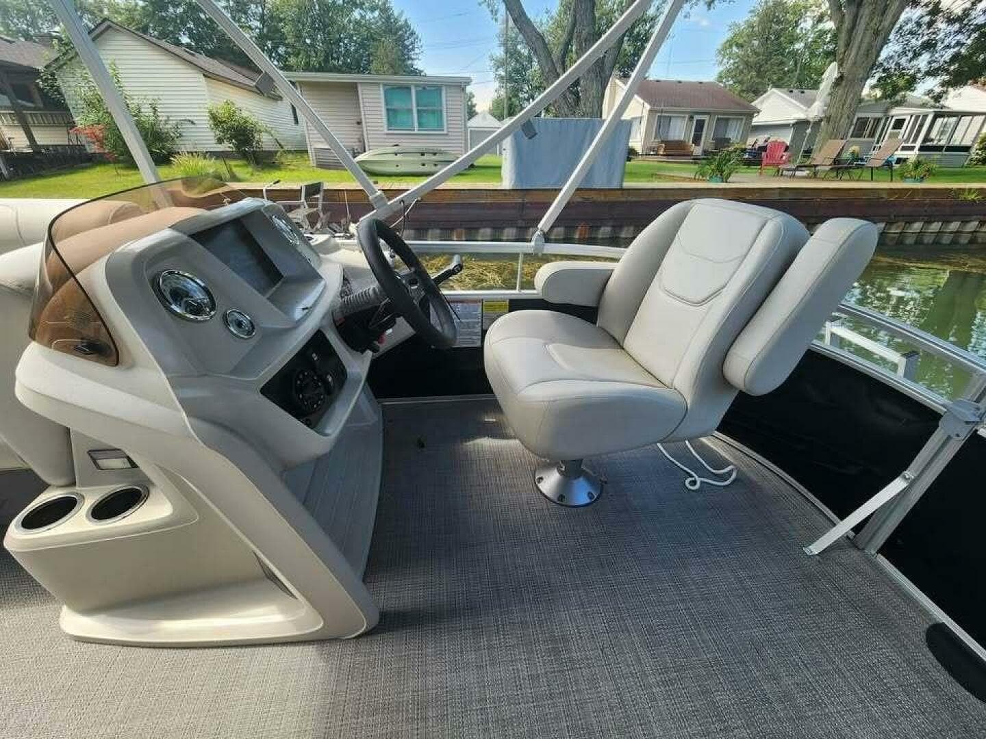 2023 Sunchaser Vista 16 — photo 5