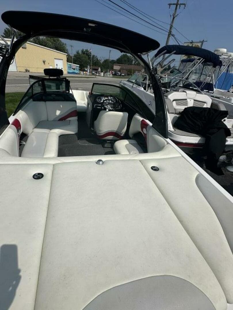 2007 Malibu 21 V Ride — photo 5