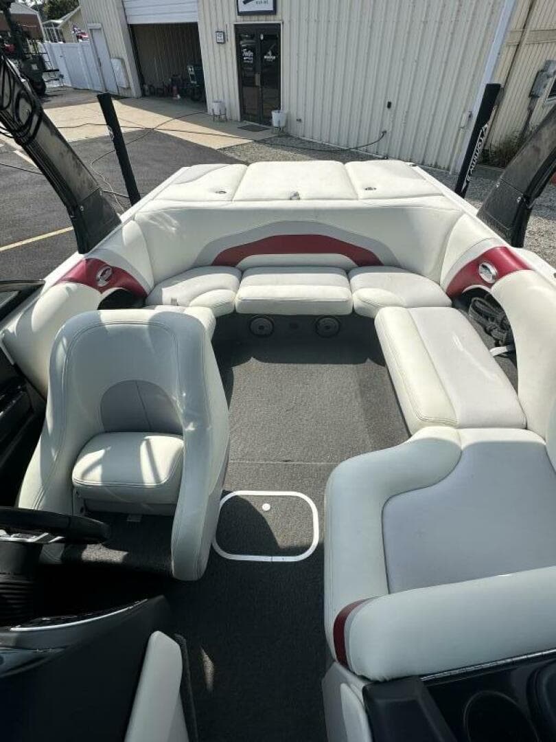 2007 Malibu 21 V Ride — photo 8