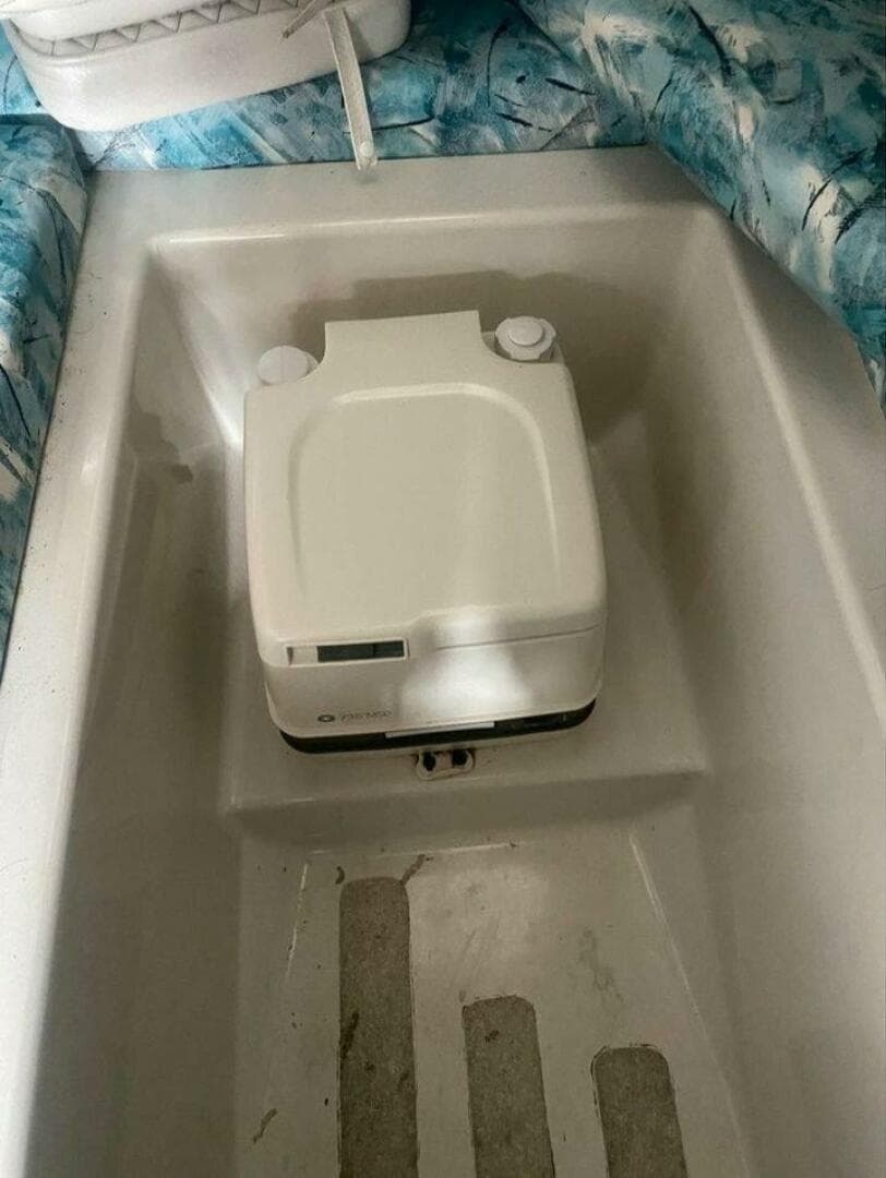 2000 Seaswirl Striper Striper 2600 WA — photo 17