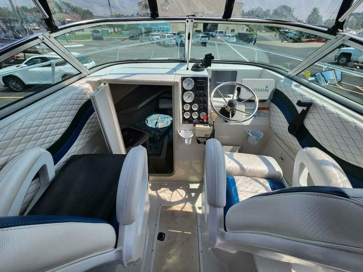 2000 Seaswirl Striper Striper 2600 WA — photo 10