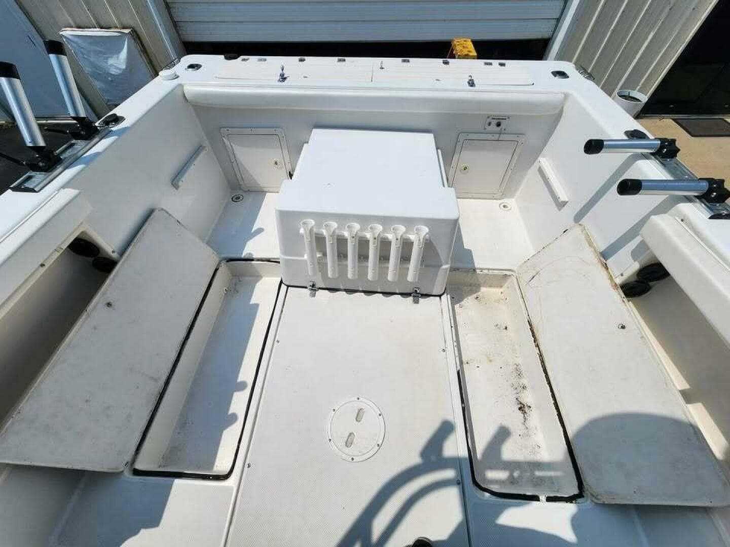 2000 Seaswirl Striper Striper 2600 WA — photo 8