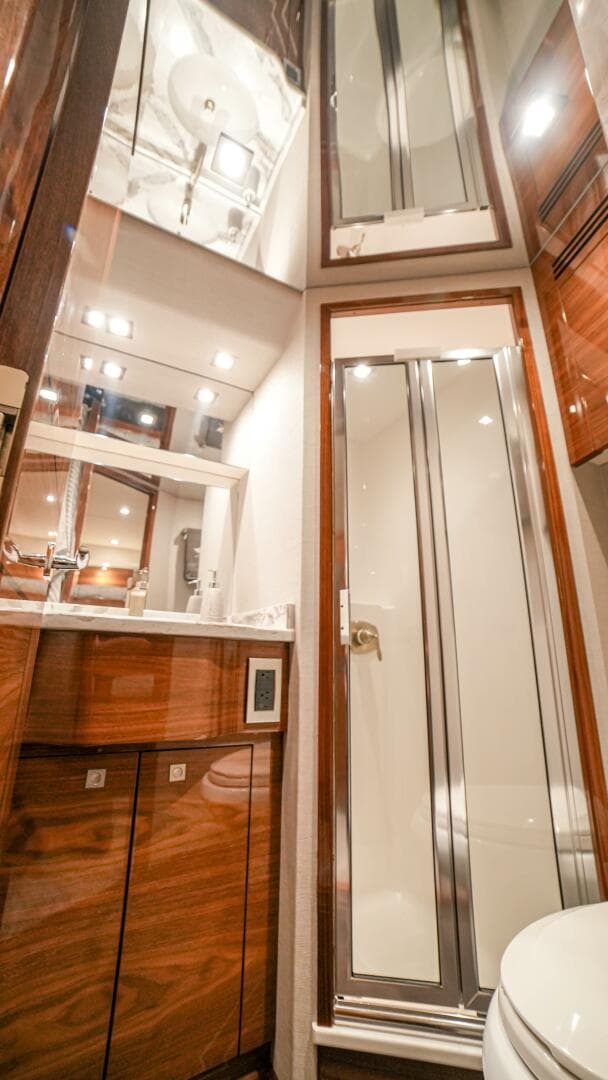 2023 Viking 72 Convertible — photo 93