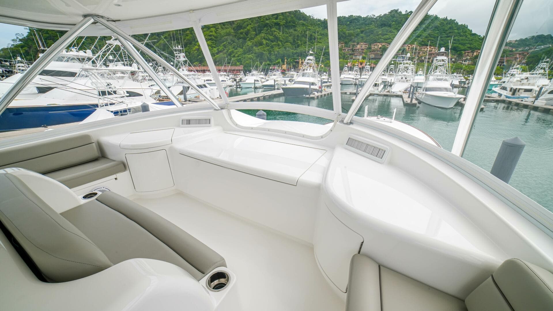 2023 Viking 72 Convertible — photo 28