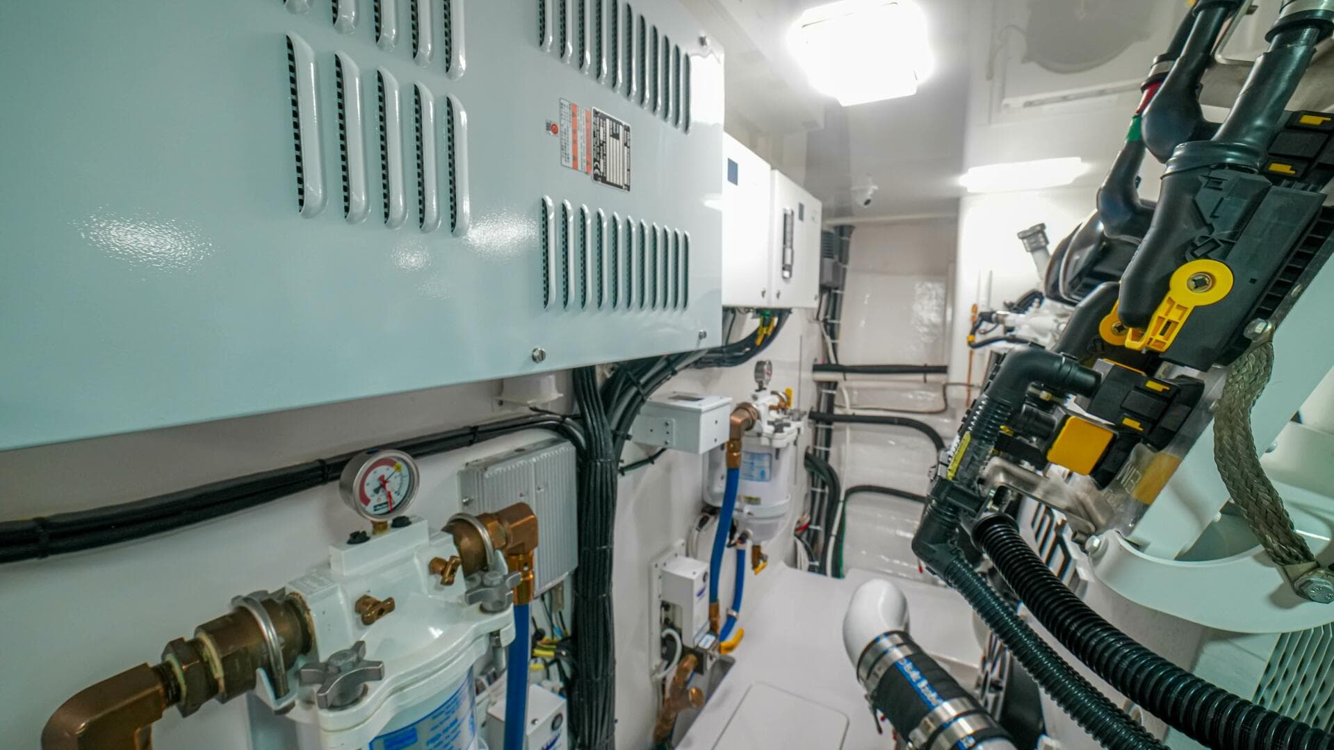 2023 Viking 72 Convertible — photo 110