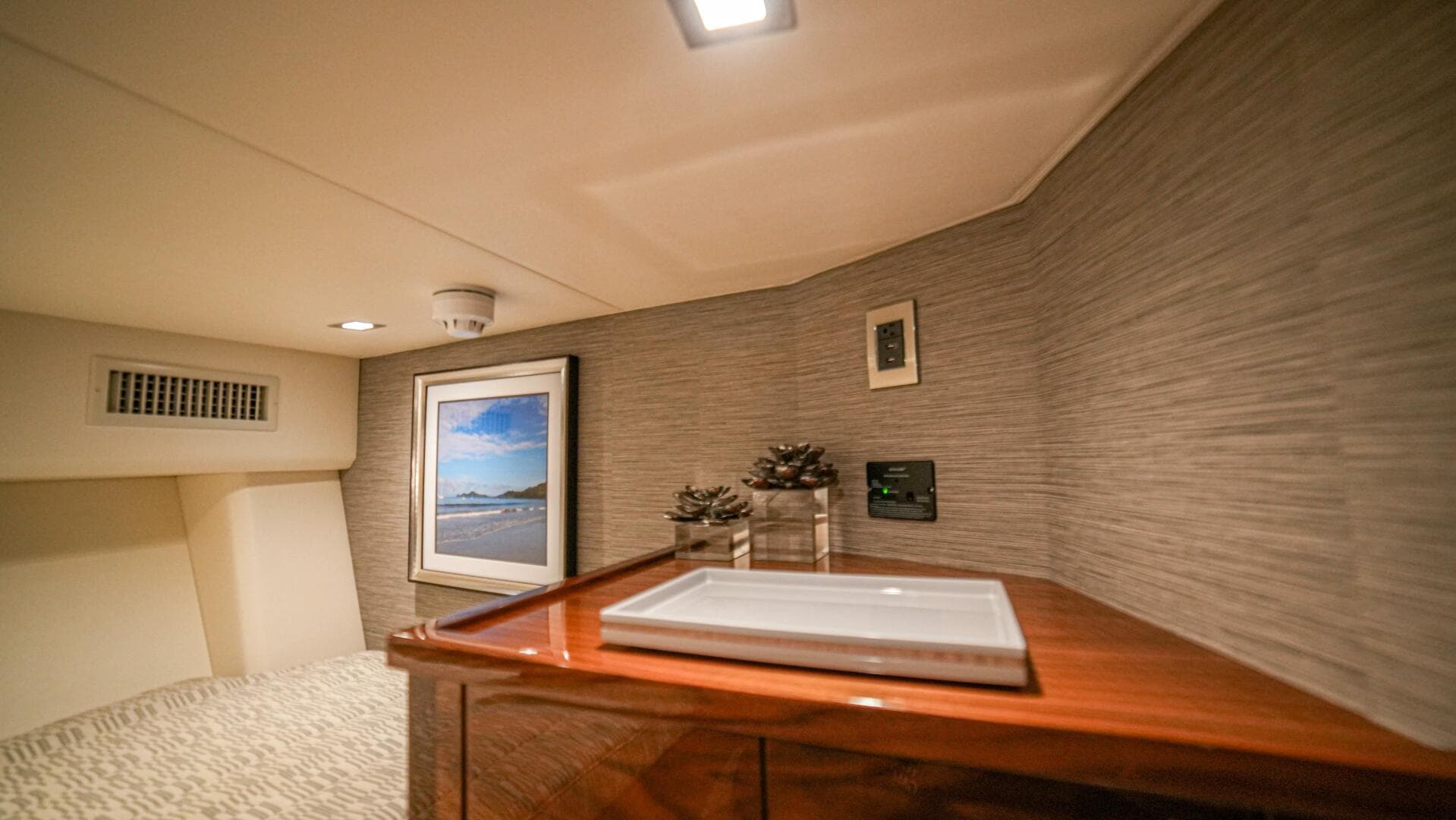 2023 Viking 72 Convertible — photo 66